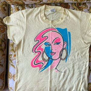 vintage fruit of the loom tee with abstract lady